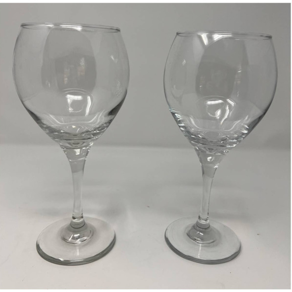 Large Crystal Wine Glasses Set of 2 8 1/2" Tall x 3 1/4" Wide Opening‎